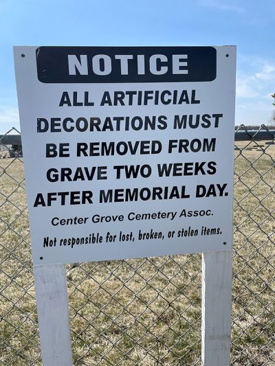https://centergrovecemetery.com/wp-content/uploads/2023/03/CemeterySign-resize-400x533.jpg